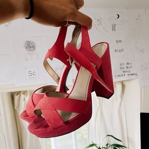 Anne Klein hot pink sandal pump